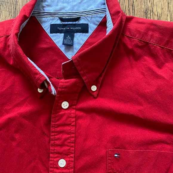 Tommy Hilfiger Button-Up Shirt - Picture 2 of 2